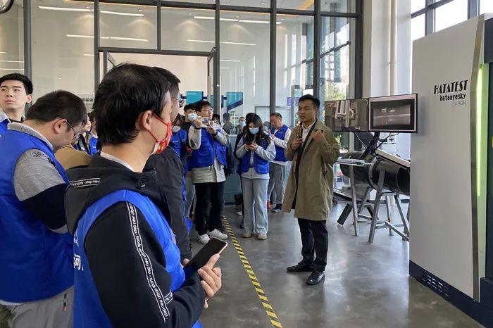 探索香港，历史、文化与现代发展的交汇点
