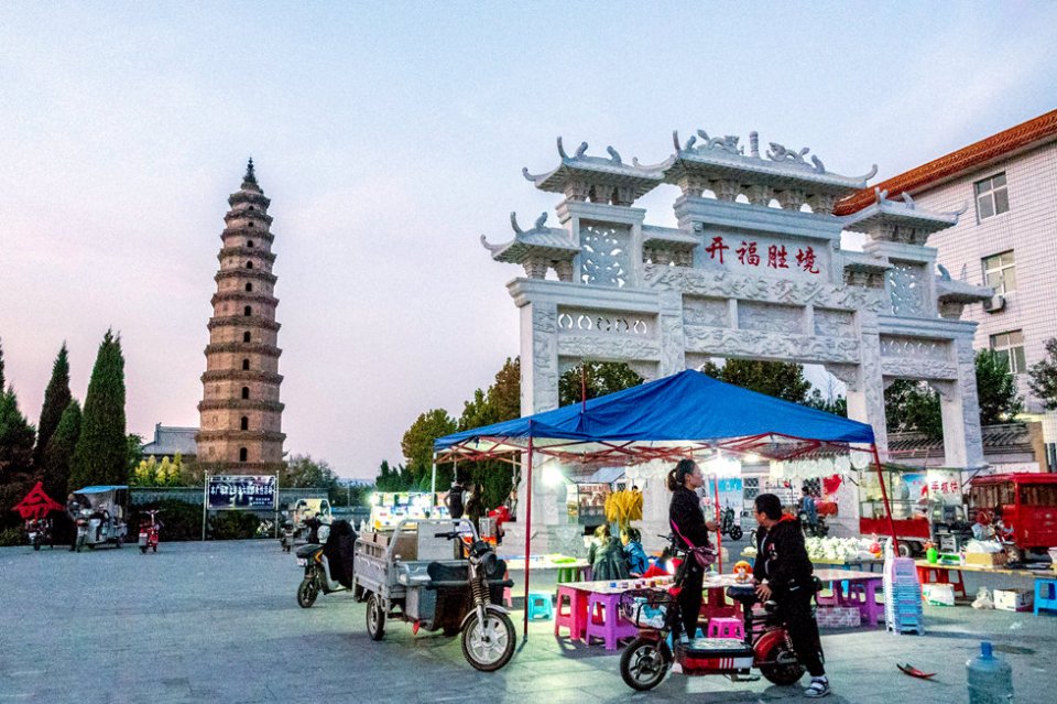 景县，历史与现代交织的魅力之地