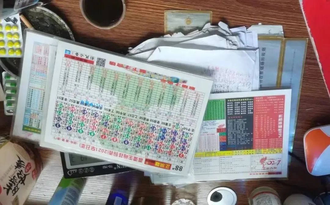 澳门六开彩，生肖卡与幸运的奇妙邃缘
