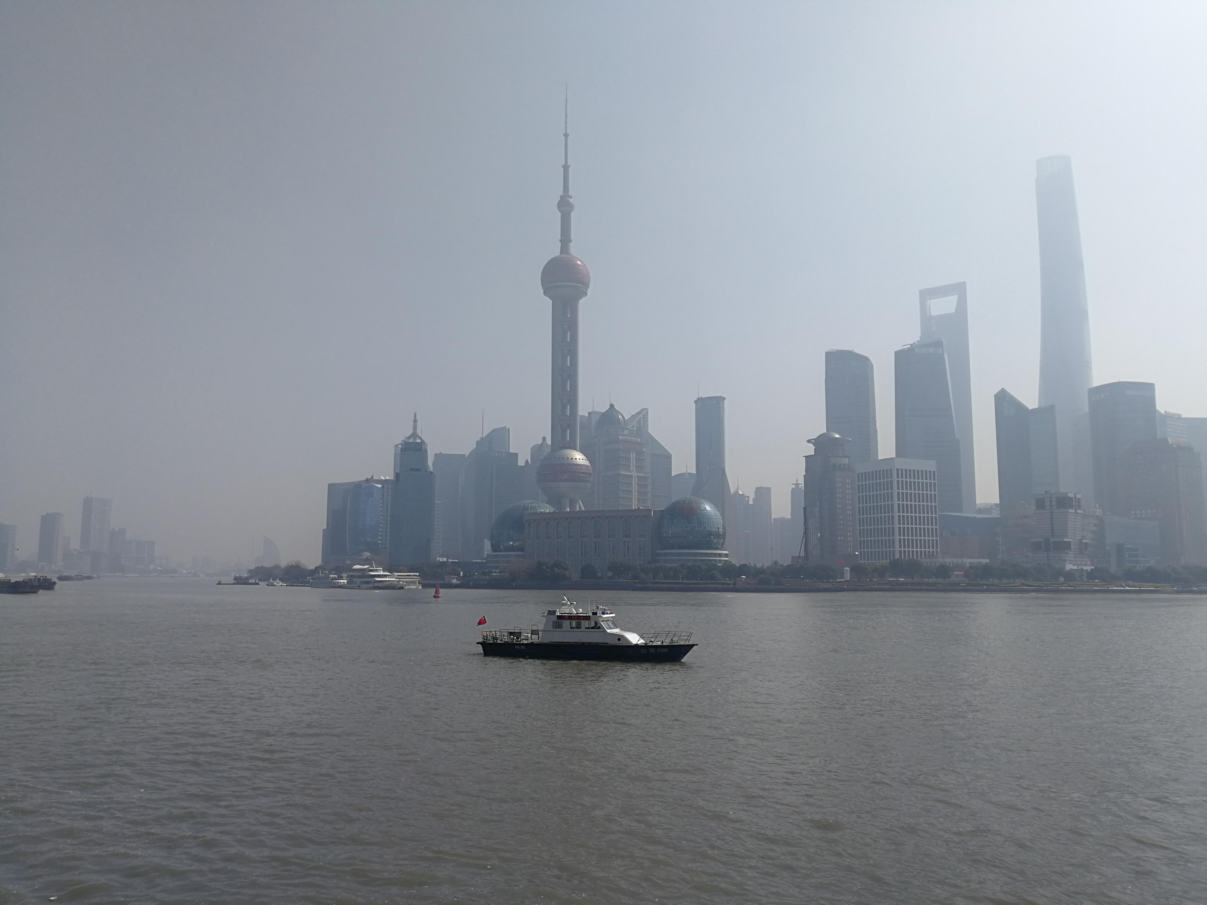 东方明珠，矗立黄浦江畔的璀璨明珠—揭秘其楼层高度