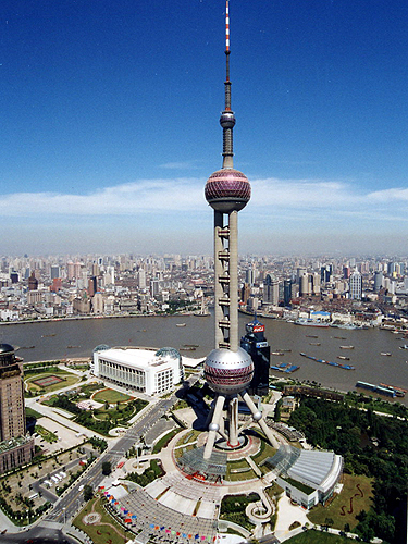 东方明珠，亚洲之光，世界之窗