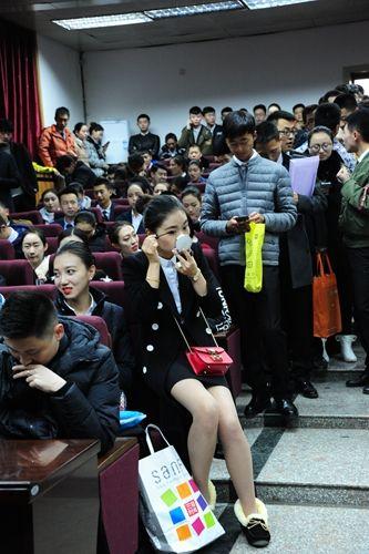 东方航空热线电话人工服务，高效、专业与温暖的空中桥梁