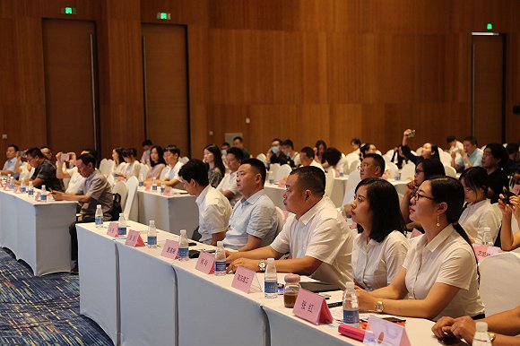 吉林省建设厅信息网，推动地方建筑业高质量发展的数字平台