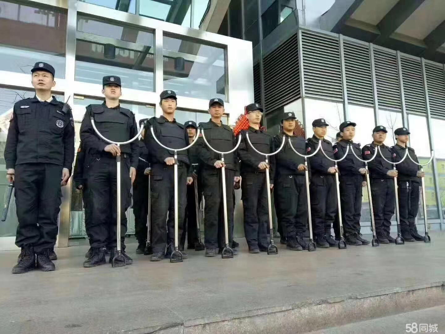 胶南信息网，打造安全守护者—揭秘专业保安招聘的背后