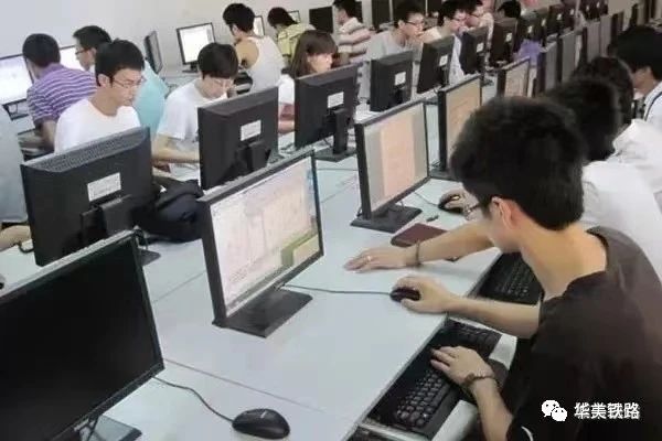 赤峰市中考信息网成绩，解读与展望